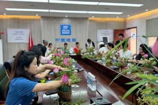 基德：我们创造出了很多空位机会 但是没把那些球投进